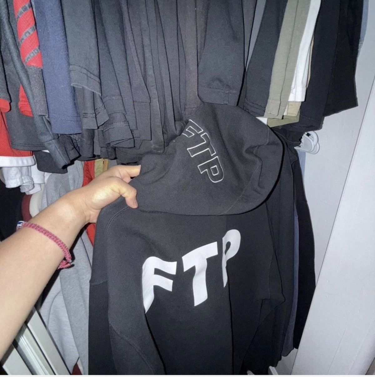Fuck The Population FTP x lakai black hoodie Size US M / EU 48-50 / 2 - 3 Thumbnail