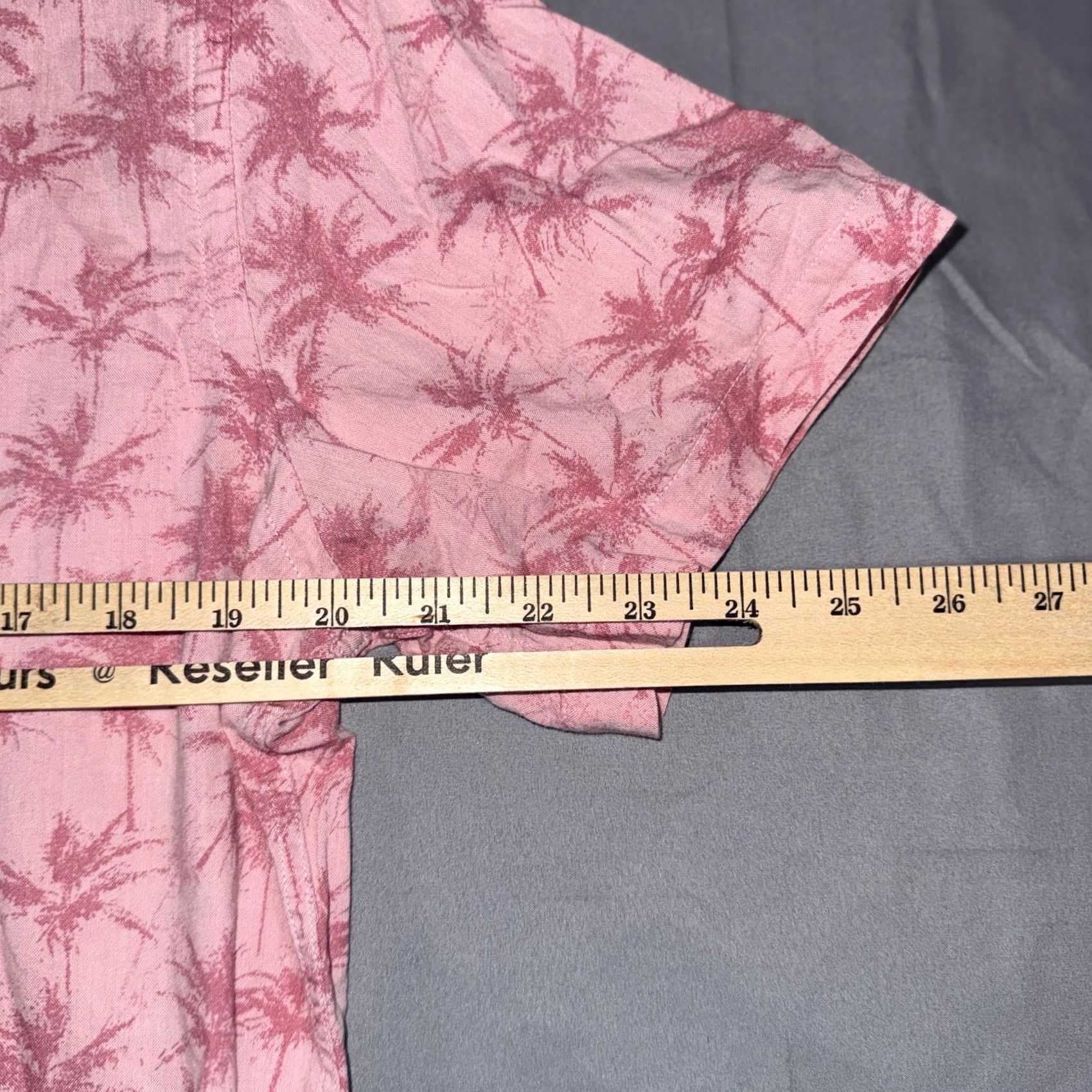 UNTUCKit UNTUCKit Shirt Mens Medium Pink Palm Tree Print Short Sleeve Button Front Casual VINTAGE? Size US M / EU 48-50 / 2 - 8 Thumbnail