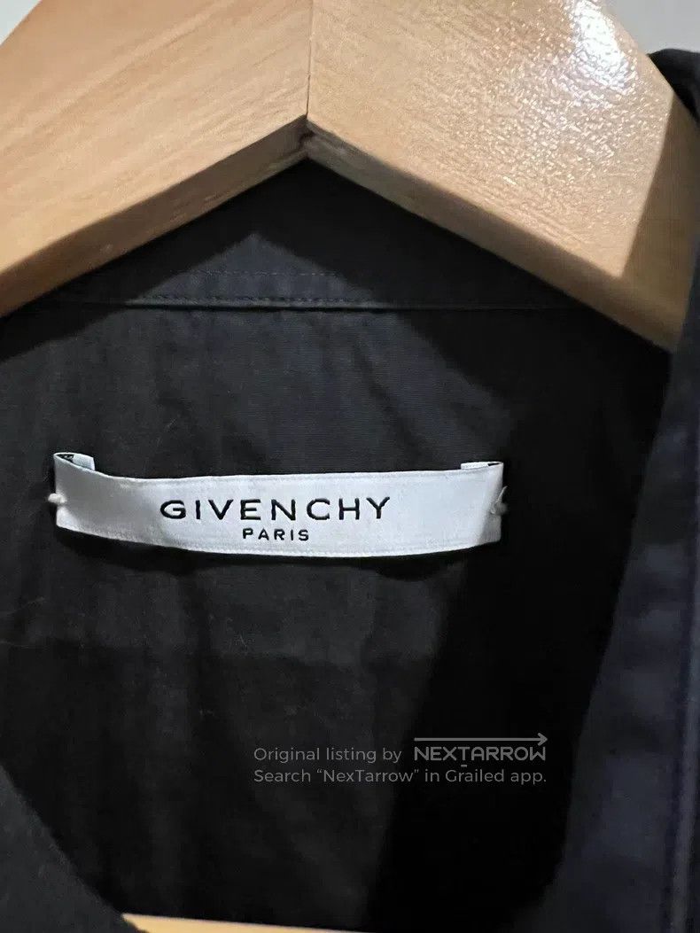Givenchy Givenchy size 39 Collar Five Star Black Shirt Size US S / EU 44-46 / 1 - 2 Thumbnail