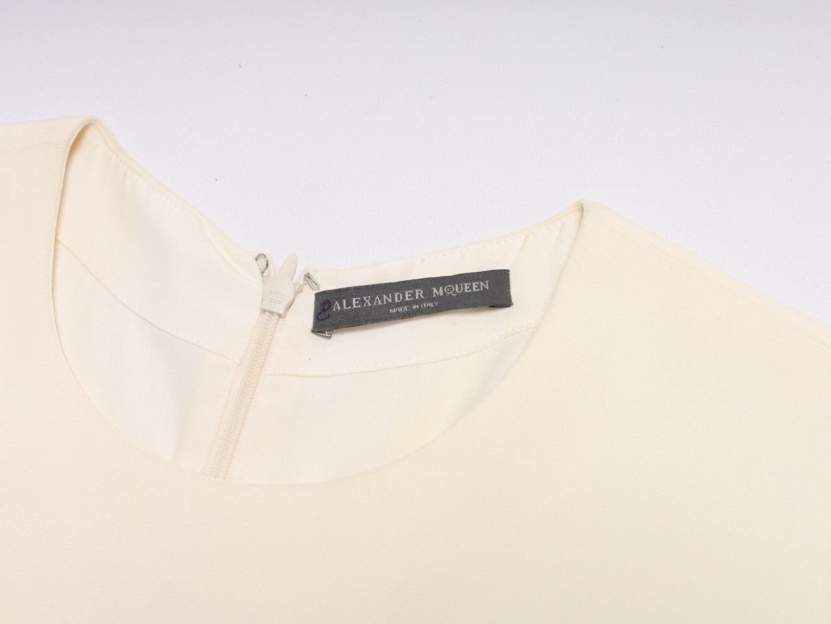 Alexander McQueen Alexander McQueen Dress Acetate Rayon Cream Black Pink Size M / US 6-8 / IT 42-44 - 2 Thumbnail