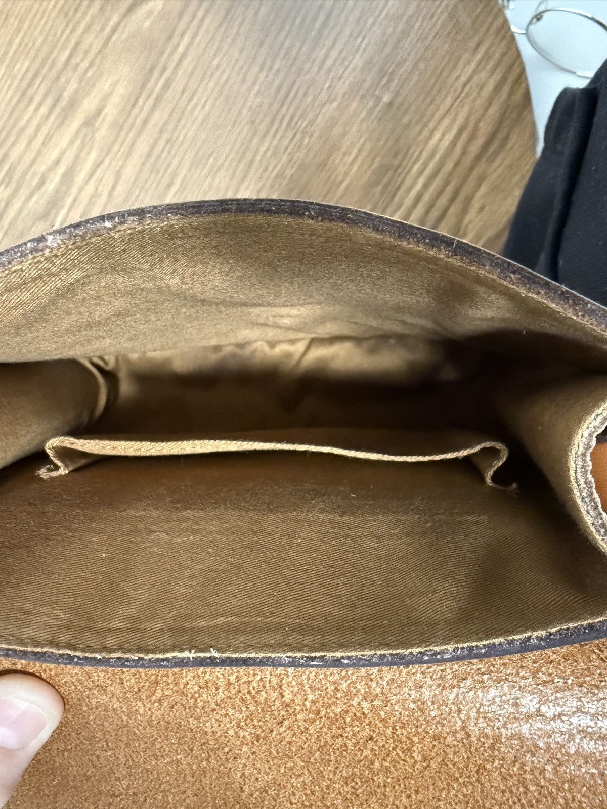 Lucky Brand Lucky Brand Terra Cotta 100% CowHide Leather Horseshoe Size ONE SIZE - 9 Thumbnail