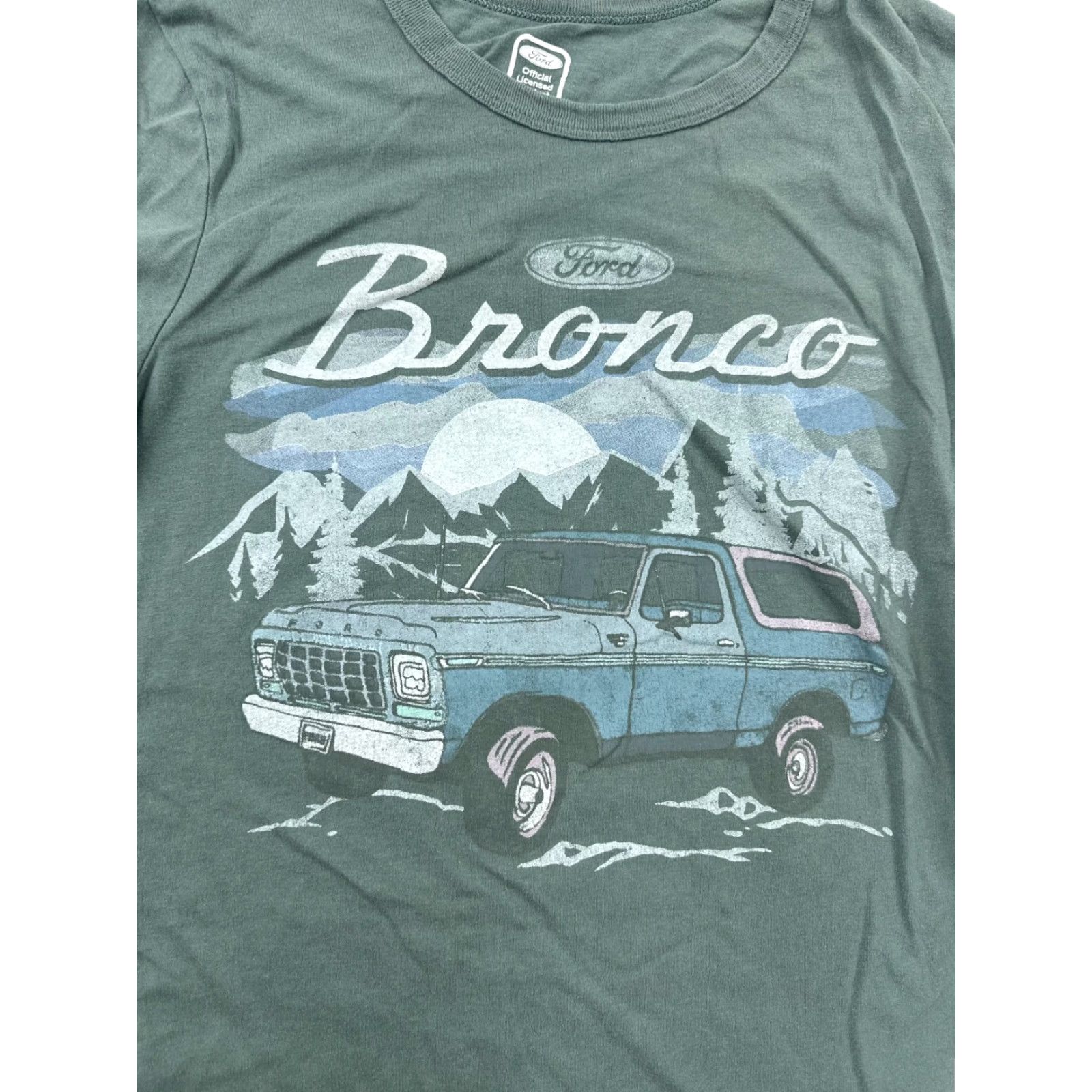 Ford Ford Shirt Womens XL Green Bronco Mountain Graphic Tee Short Sleeve Crew Neck Size XL / US 12-14 / IT 48-50 - 3 Thumbnail