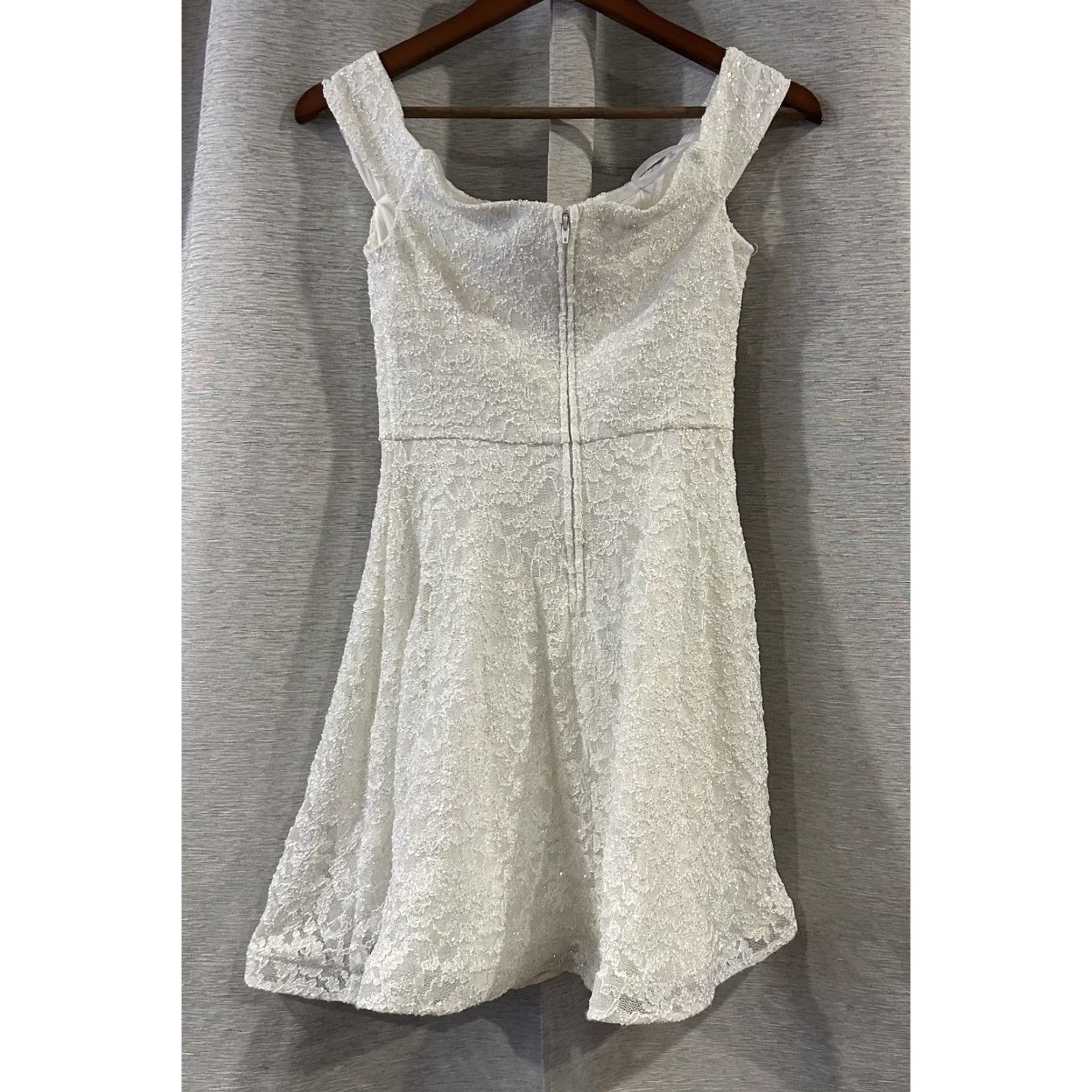 Vintage City Triangles Mini Dress White 4 Women Sleeveless Dress Short Wedding Beach Bridal Shower Womens 30in 14in Pit to Pit Size S / US 4 / IT 40 - 4 Thumbnail