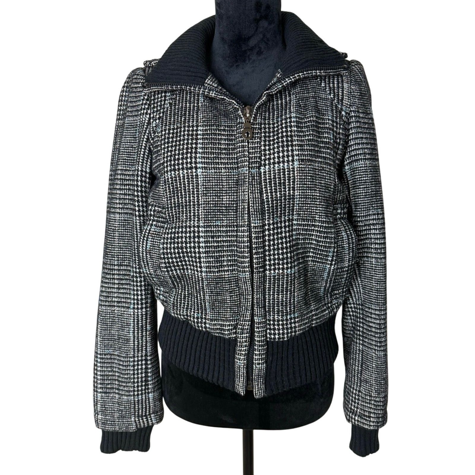 Zara ZARA Plaid Houndstooth Tweed Bomber Jacket - Size XS Size XS / US 0-2 / IT 36-38 - 1 Thumbnail