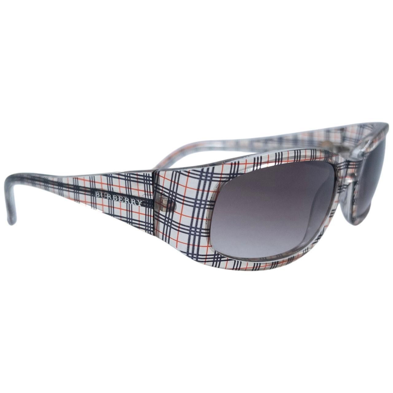 Burberry Vintage Burberry Nova Check Sunglasses Size ONE SIZE - 1 Thumbnail