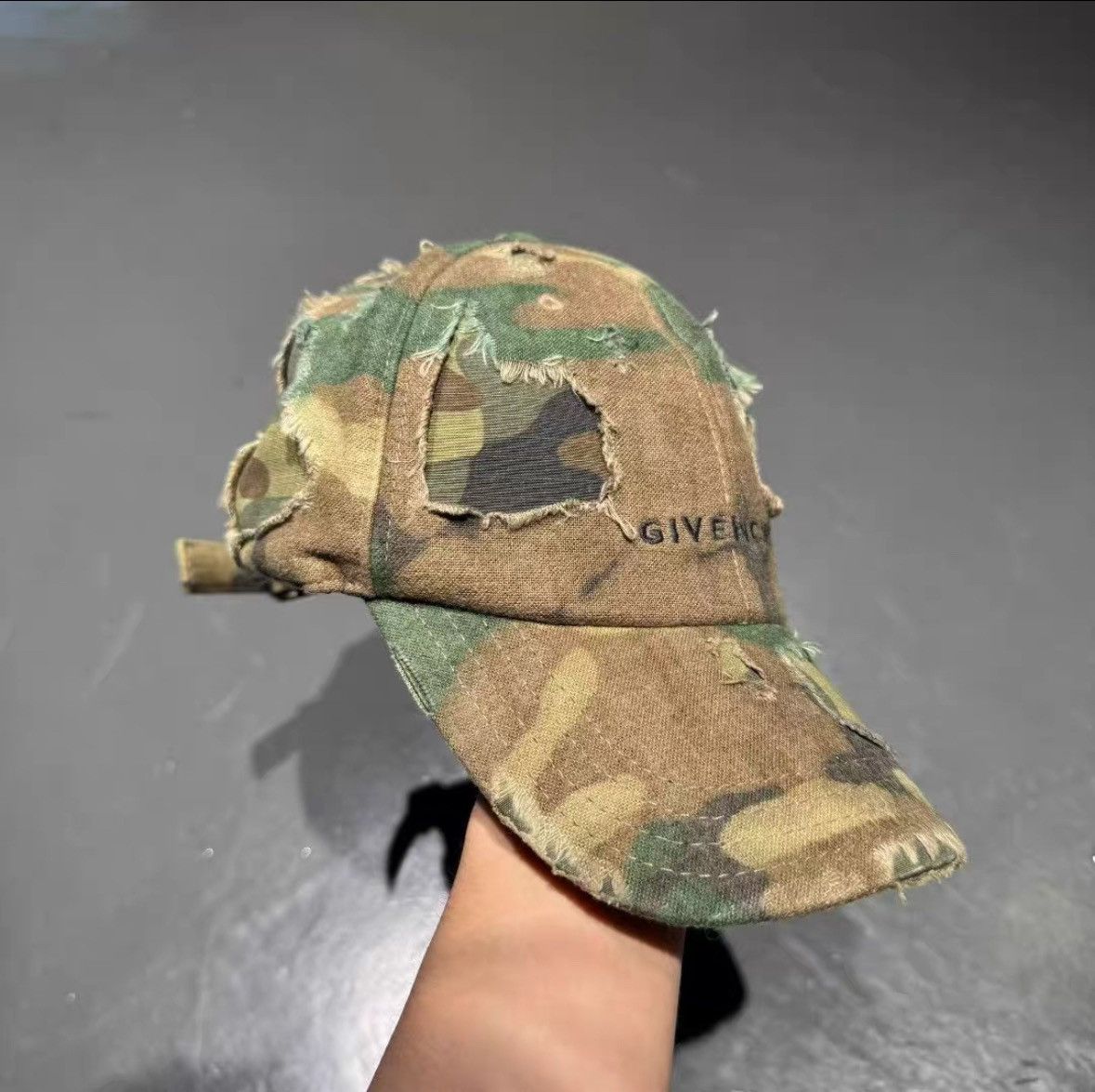 Givenchy Givenchy 23ss destroyed camo cap Size ONE SIZE - 4 Thumbnail