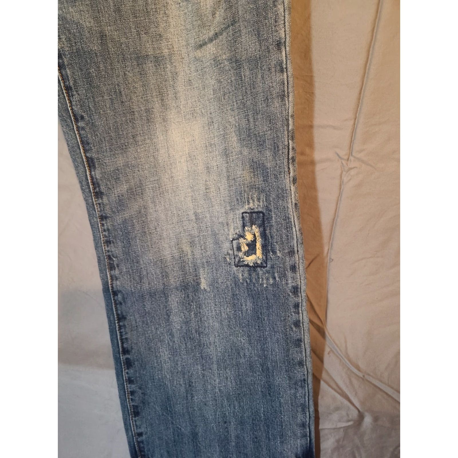 Vintage Industrial Exchange Jeans Mens Distressed Destroyed Loose Fit 36x34 5-Pocket Denim Blue 80s Theme Straight Jeans Mens Size US 36 / EU 52 - 2 Thumbnail
