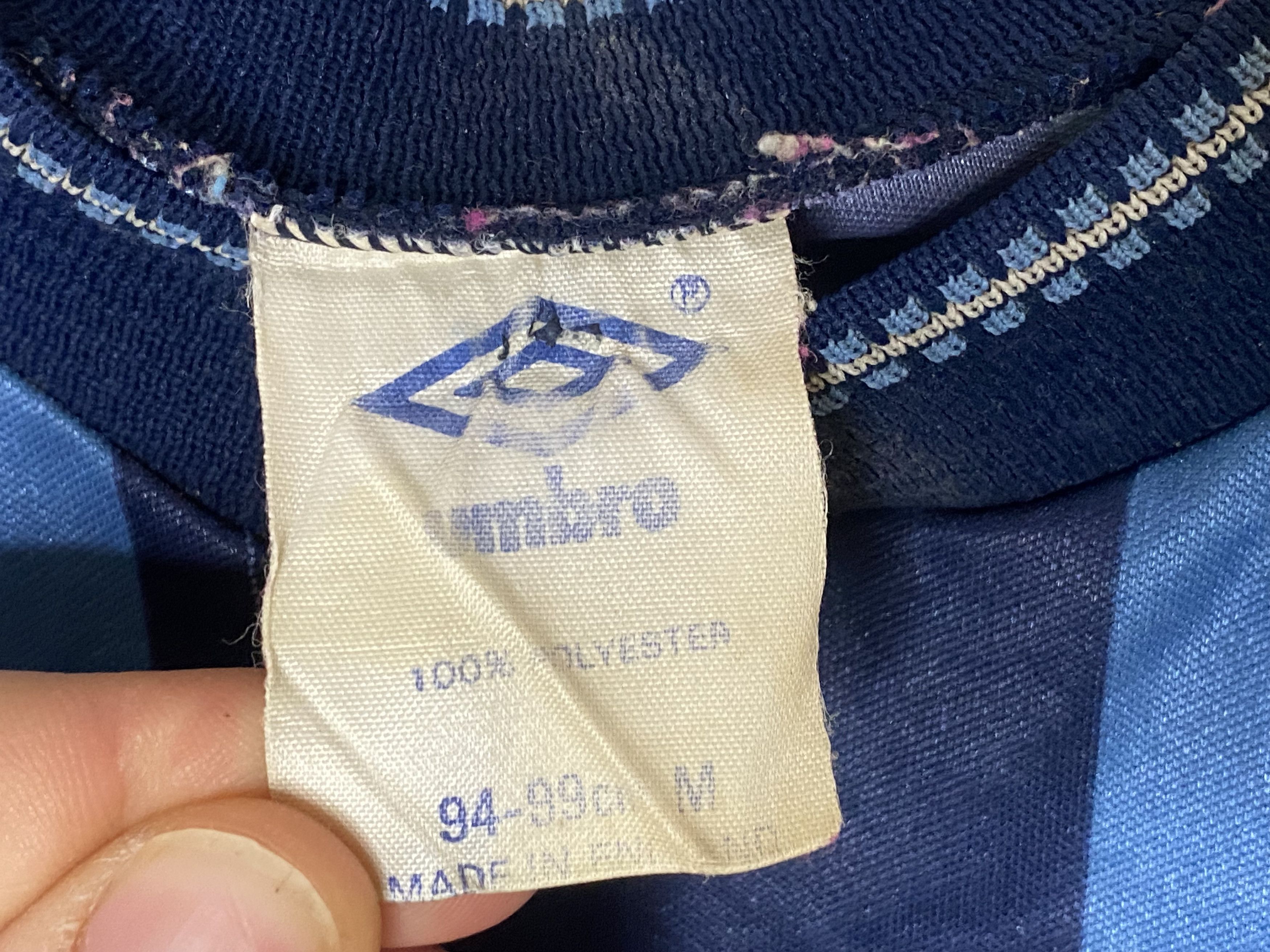 Umbro UMBRO VINTAGE 1980s FOOTBALL SHIRT SOCCER JERSEY RETRO Size US M / EU 48-50 / 2 - 4 Thumbnail