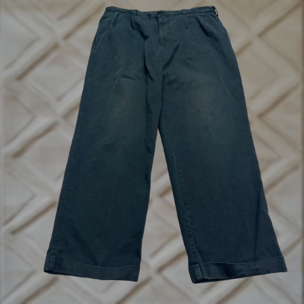 Banana Republic VINTAGE Banana Republic Smithfield Chino Pants Mens 40L Black Regular Fit 31in Inseam 90s Preppy Casual Pants Size US 40 / EU 56 - 1 Thumbnail