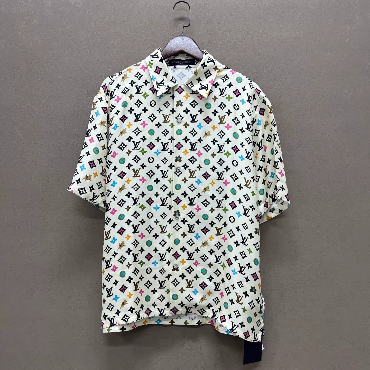 Louis Vuitton Louis Vuitton Tyler x Silk Short Sleeve Shirt L (BNWT) Size US L / EU 52-54 / 3 - 1 Thumbnail