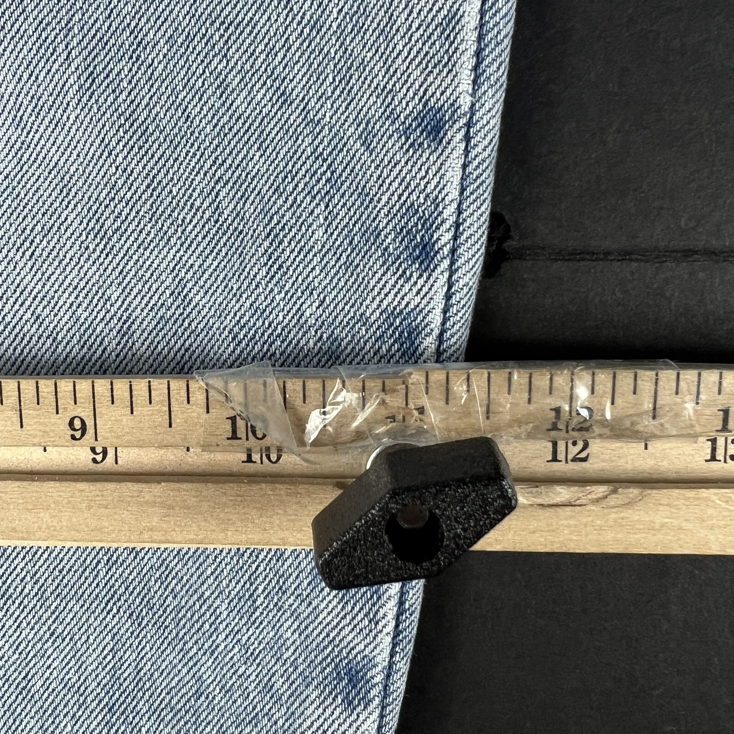 Levi's × Vintage VTG 90s Levi's Jeans 560 Loose Tapered Blue Denim Size US 35 - 22 Thumbnail