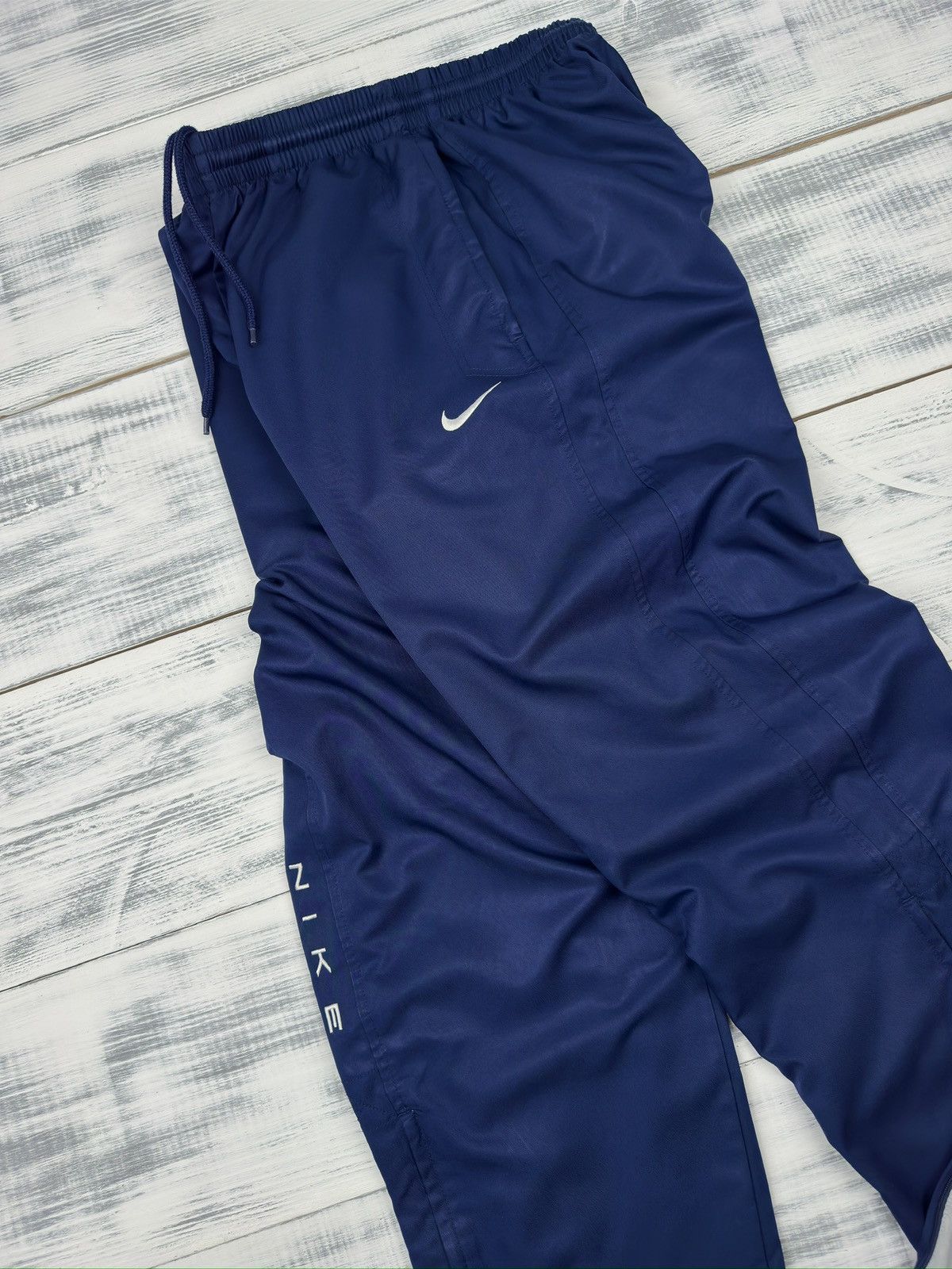 Nike Vintage NIKE Baggy Sweatpants Swoosh Logo Y2K Track Pants Size US 32 / EU 48 - 13 Thumbnail