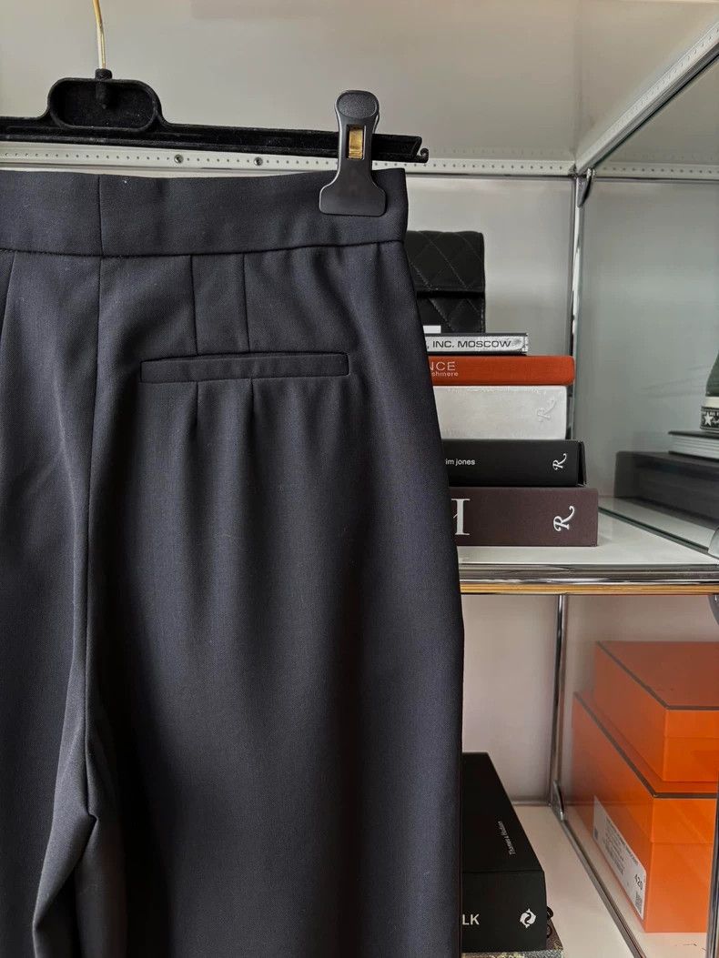 Loewe LOEWE Wool black carrot trousers Size 42" / US 20 - 4 Thumbnail