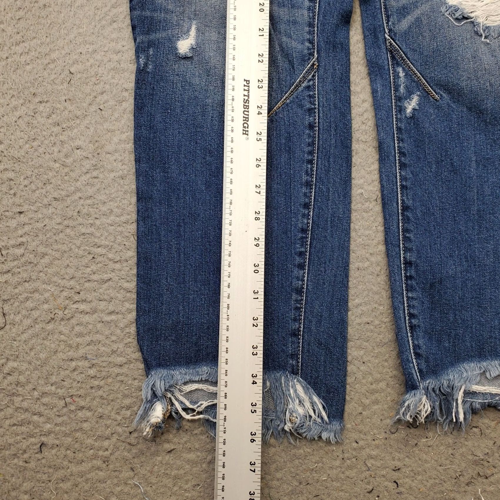 Vintage Hidden Jeans Womens 30 Blue Denim Medium Wash Straight Leg Distressed Raw Hem Mens Womens Girls Size 30" / US 8 / IT 44 - 3 Thumbnail