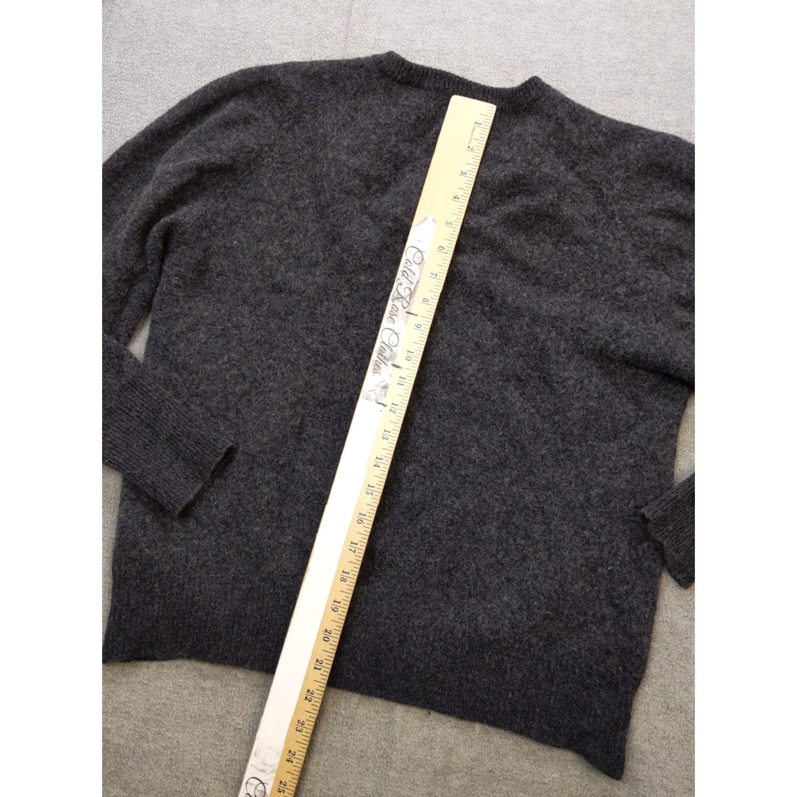 Lord & Taylor Lord & Taylor Sweater Mens L Gray Lambswool V-Neck Pullover Knit Wool UK Made Size US L / EU 52-54 / 3 - 7 Thumbnail