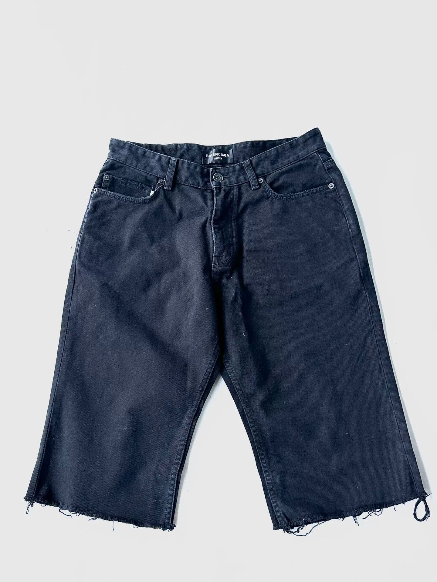 Balenciaga Balenciaga Fringed Denim Shorts Size 38" / US 16 / IT 52 - 1 Thumbnail