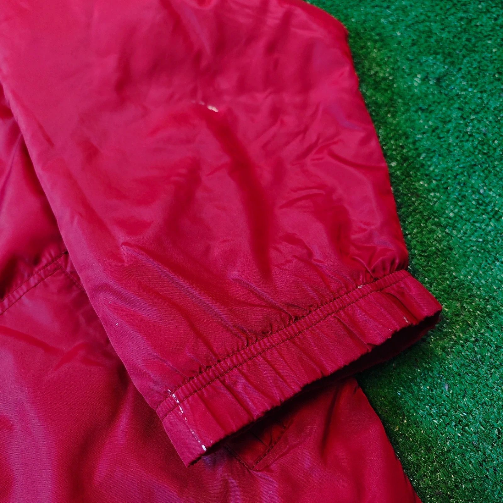 Nike Vintage Nike Jacket Mens XL Full zip red embroidered y2k Size US XL / EU 56 / 4 - 13 Thumbnail