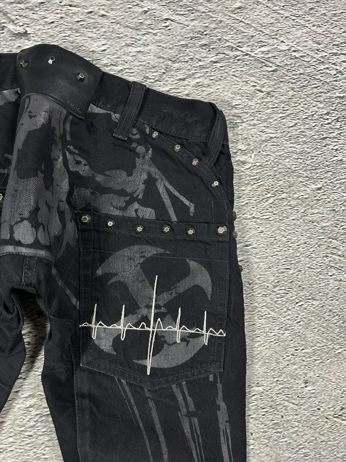 Wax London Wax jeans studded flared black skull Size 28" / US 6 / IT 42 - 4 Thumbnail