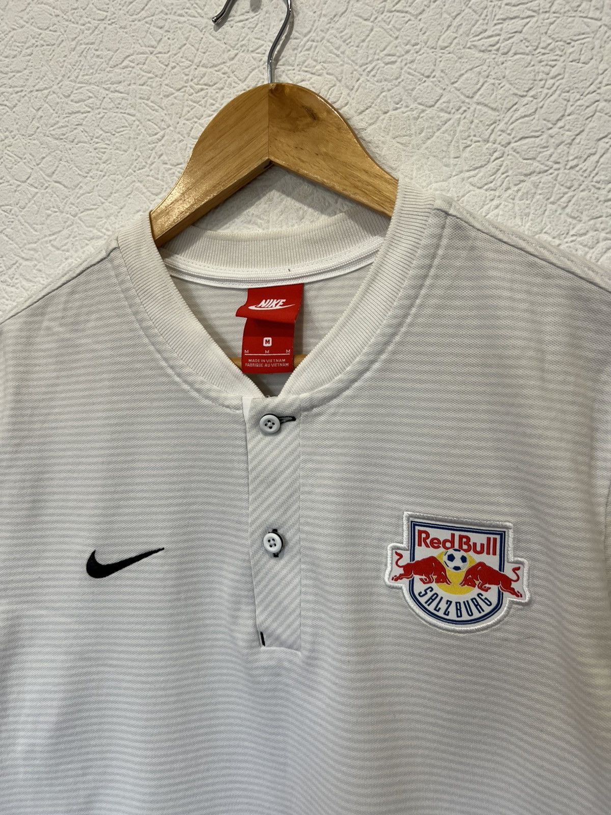 Nike Nike RB Salzburg White T Shirt Mens Basic Tee Size US M / EU 48-50 / 2 - 2 Thumbnail