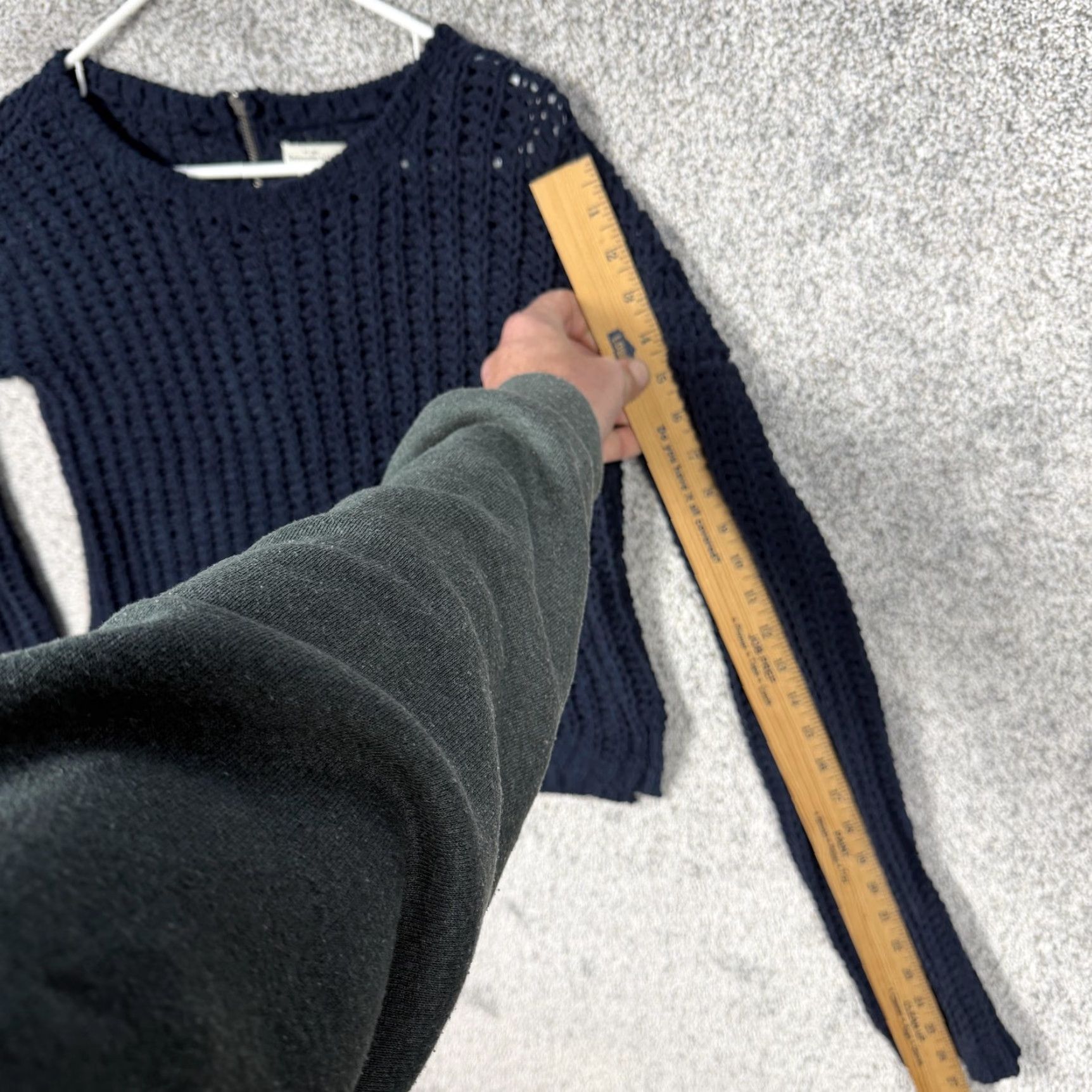 Abercrombie & Fitch Abercrombie & Fitch Cropped Pullover Sweater Women M Blue Open-Knit Layering Zipper Crew Neck Solid Size M / US 6-8 / IT 42-44 - 3 Thumbnail