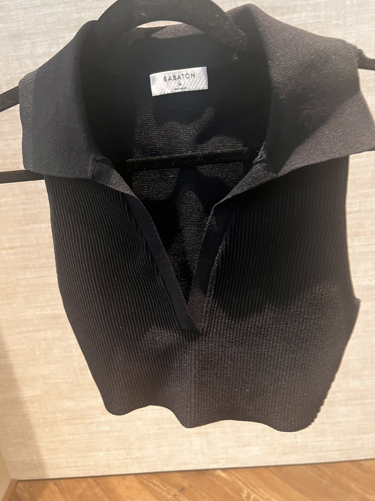Aritzia Black crop top Size M / US 6-8 / IT 42-44 - 5 Thumbnail
