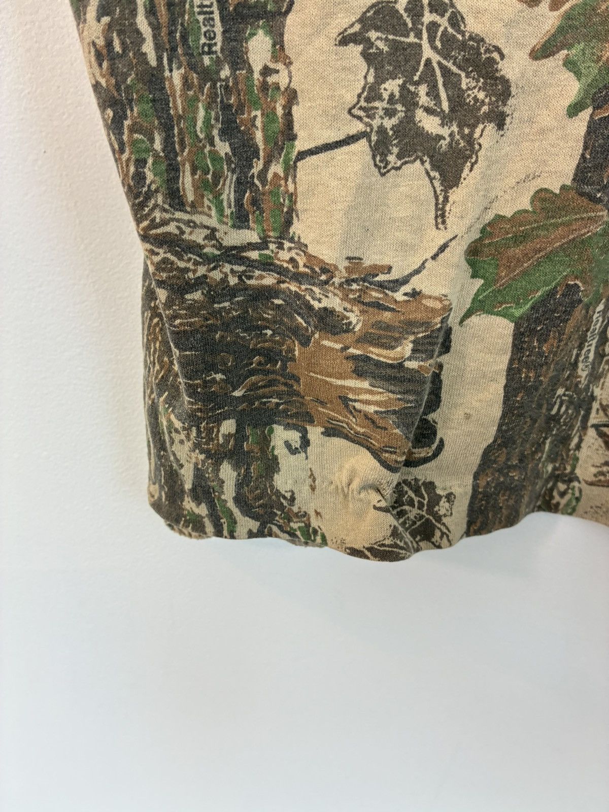Vintage Vintage Thrashed Camo Single Stitch Cut Off Tee Size US L / EU 52-54 / 3 - 6 Thumbnail