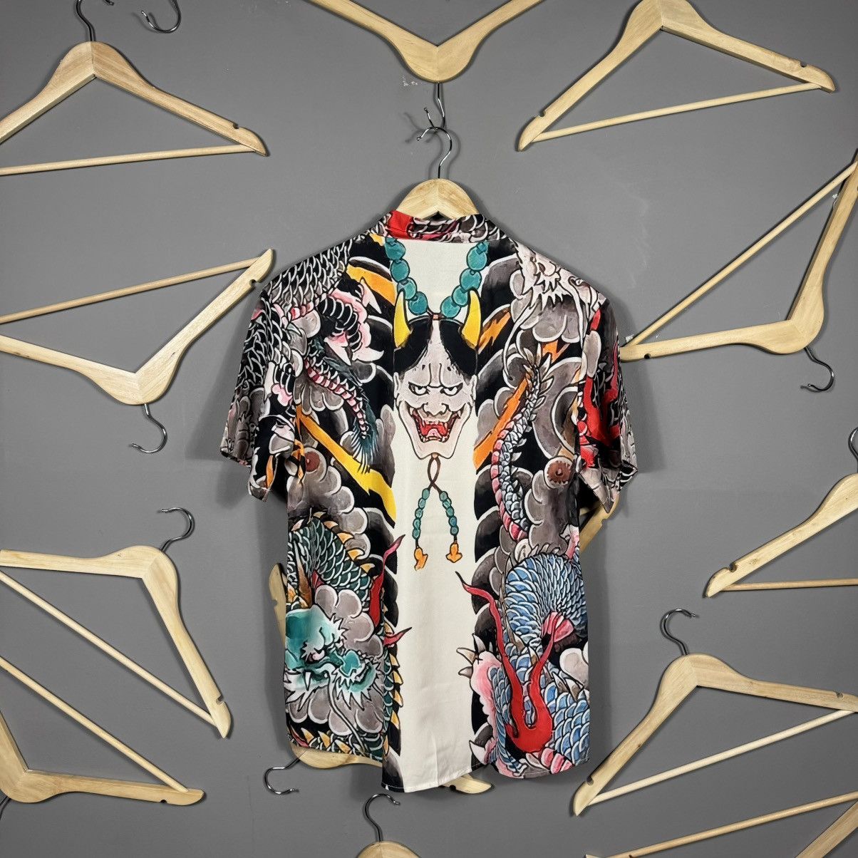 Vintage Vintage Japanese Koi Dragon Tattoo Print Shirt Size US M / EU 48-50 / 2 - 1 Thumbnail