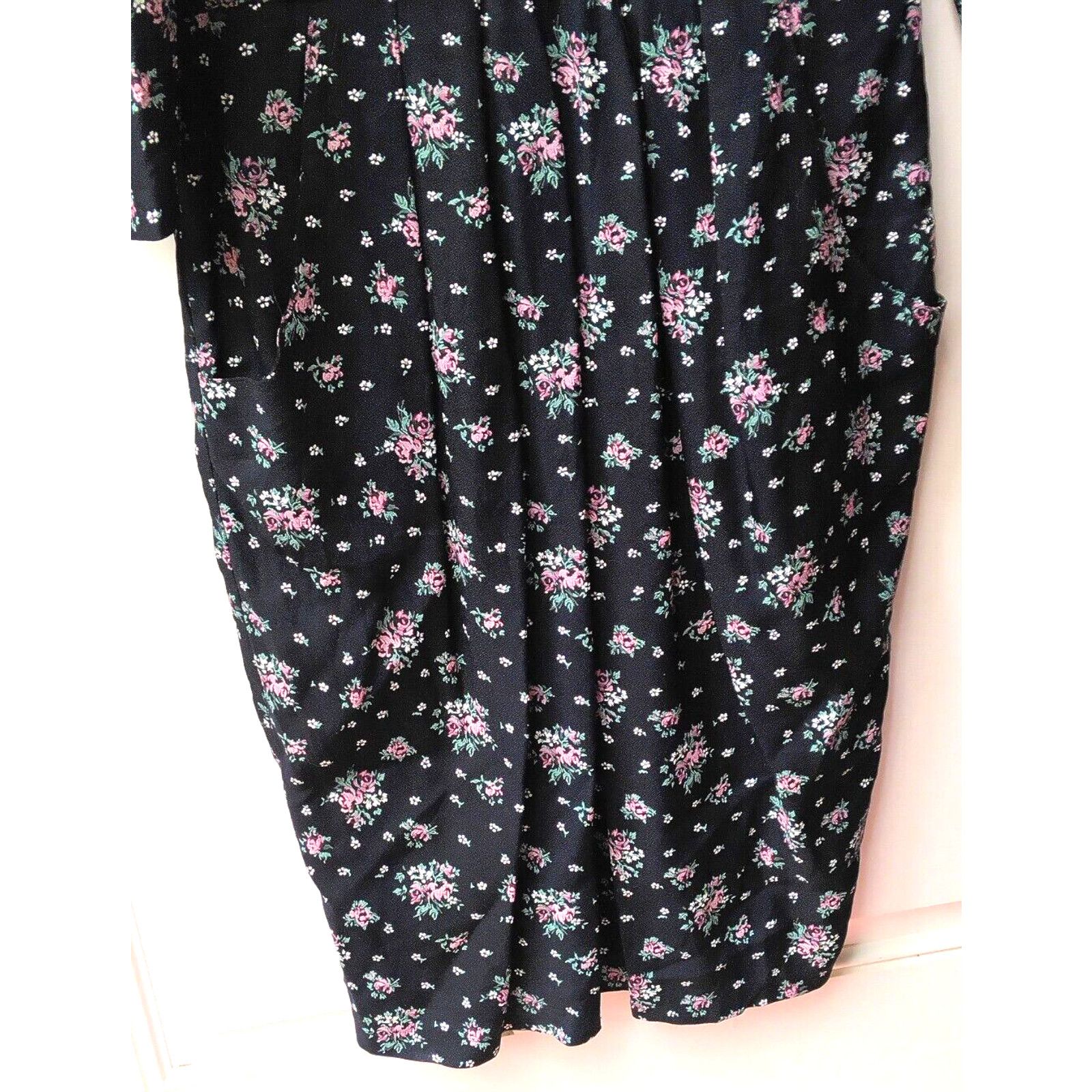 The Unbranded Brand R J Stevens Carol Escritor Womens Size 4 P Black Pink Floral Size S / US 4 / IT 40 - 3 Thumbnail