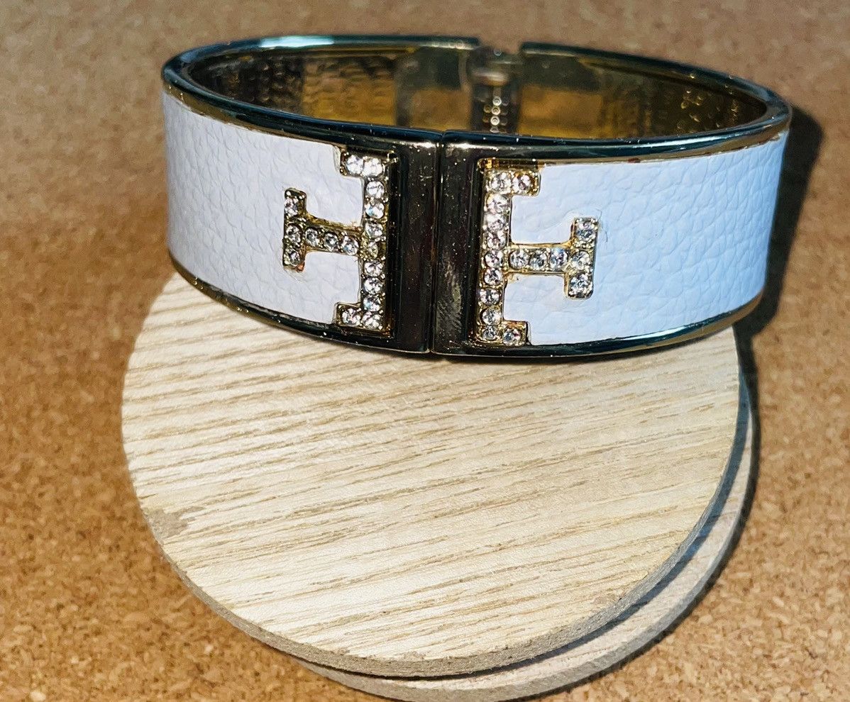 Other MX Designer Leather Hinged Cuff Size ONE SIZE - 14 Thumbnail