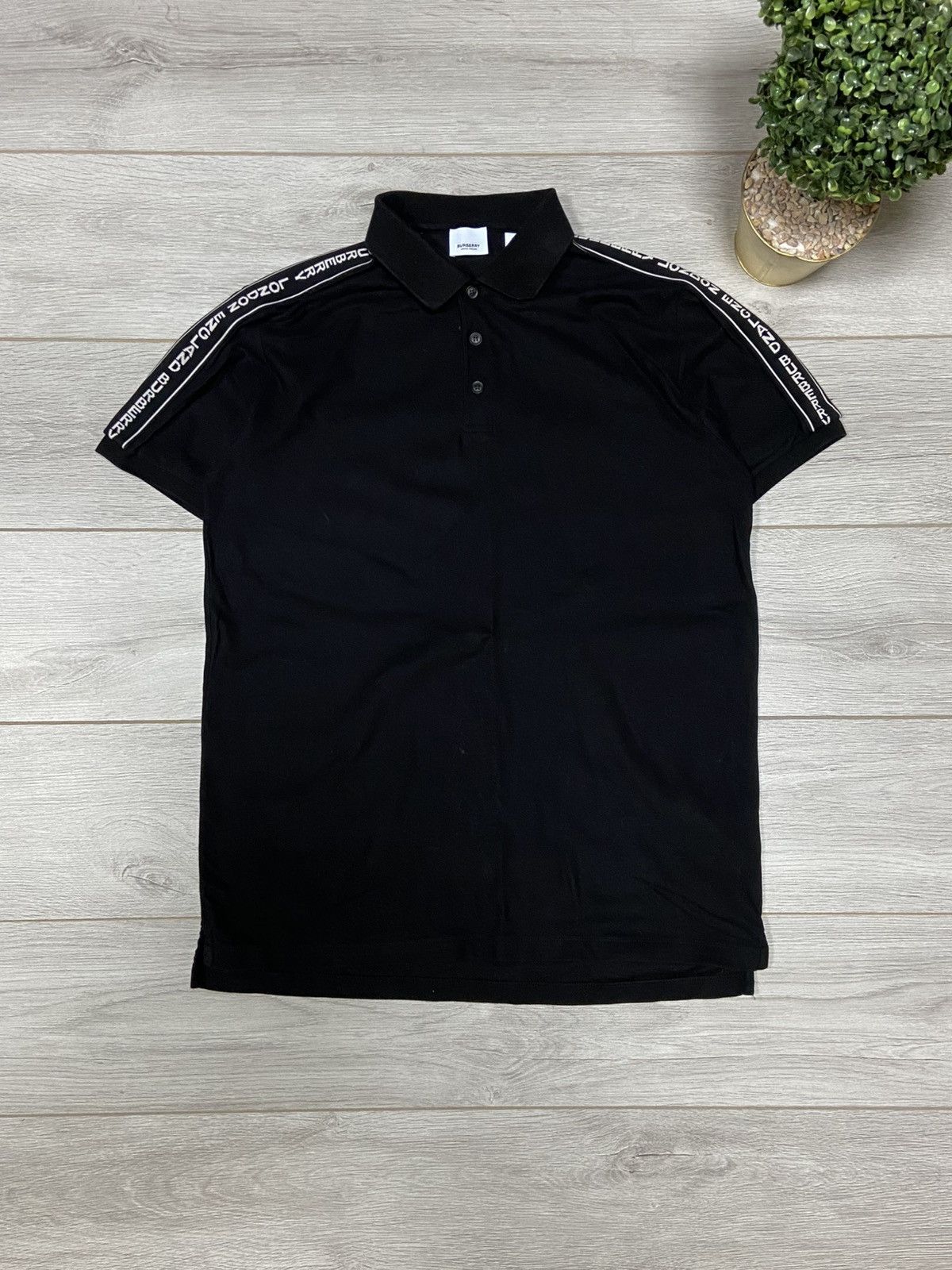 Burberry Burberry London England Logo monogram Polo nova check Size US M / EU 48-50 / 2 - 1 Thumbnail