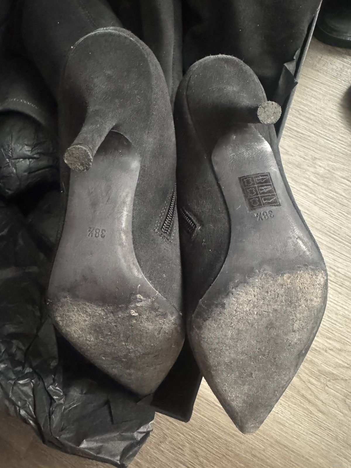 Yeezy Yeezy Heels Size US 7.5 / IT 37.5 - 8 Thumbnail