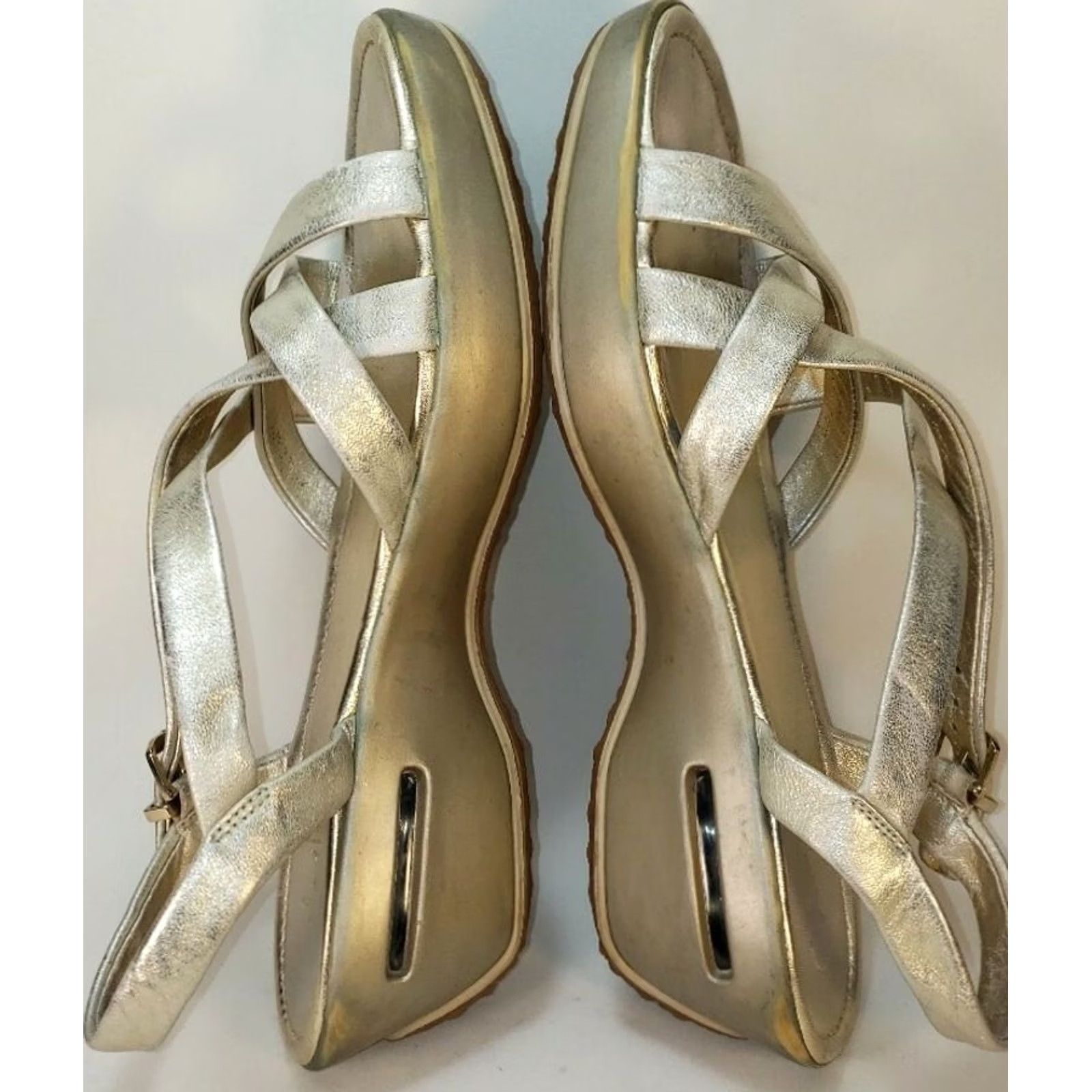 Cole Haan Cole Haan Nike Air Platform Slingback Sandals Size 8M Gold Leather Size US 8 / IT 38 - 4 Thumbnail