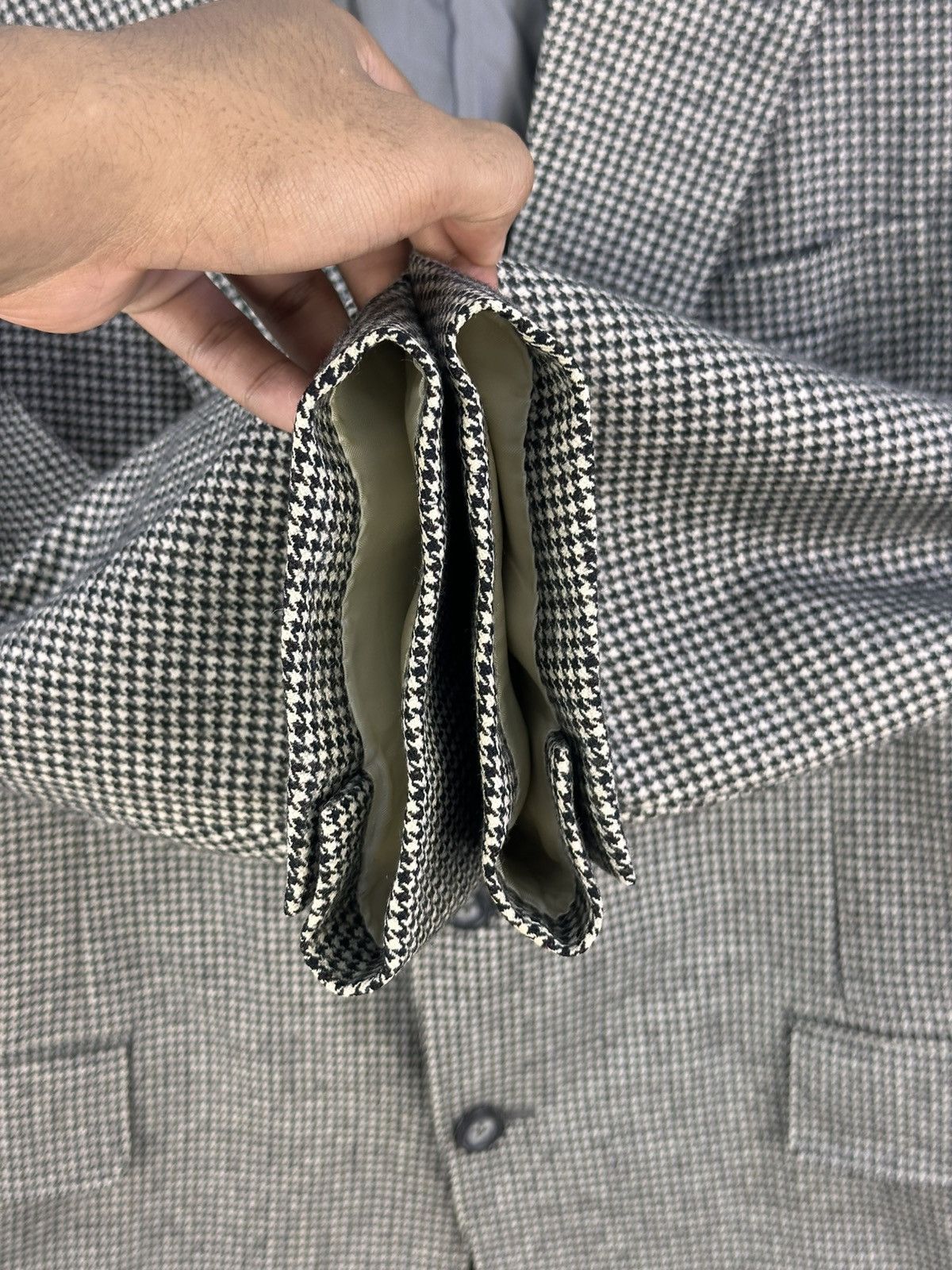 Burberry Vintage 90’s Burberrys Houndstooth Coat Jacket Size US L / EU 52-54 / 3 - 9 Thumbnail