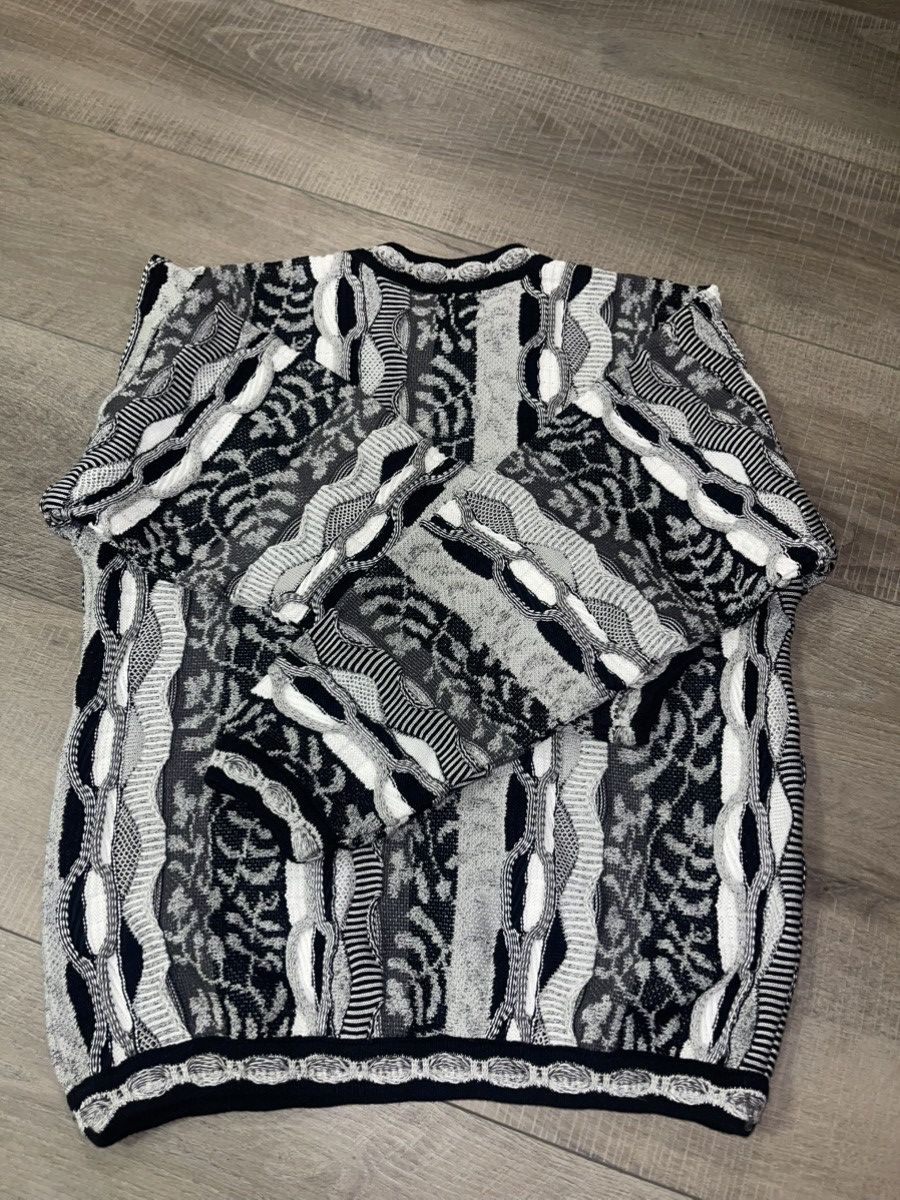 Tundra Canada Tunda sweater Size US M / EU 48-50 / 2 - 10 Thumbnail