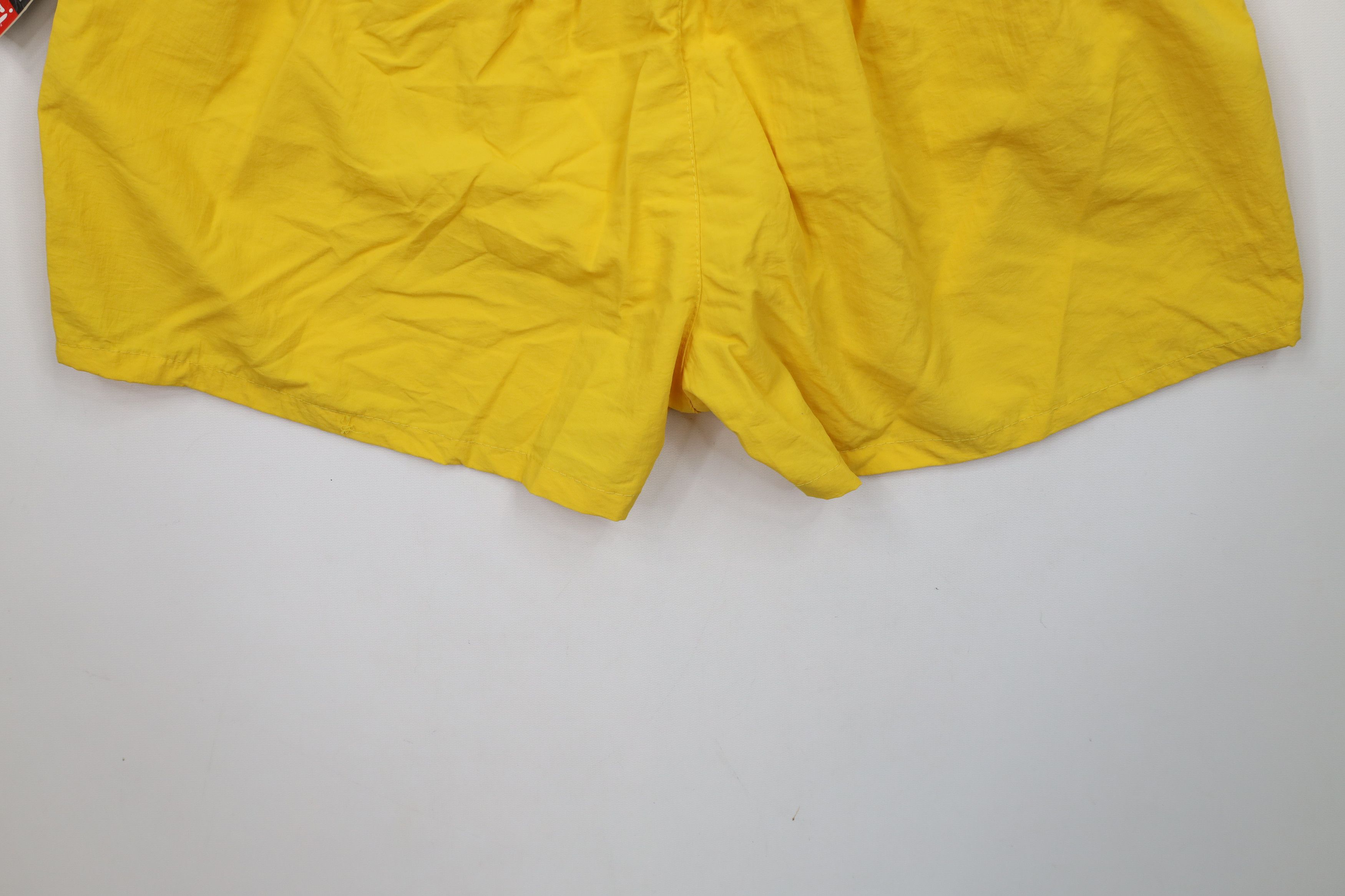 Vintage Deadstock Vtg 90s Uzzi Knee Waterproof Swim Shorts Trunks Size US 36 / EU 52 - 13 Thumbnail