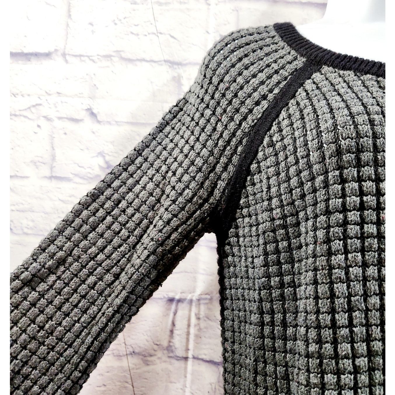 Other a.n.a Gray Knit Black Contrasting Trim Sweater Top Large Size L / US 10 / IT 46 - 3 Thumbnail