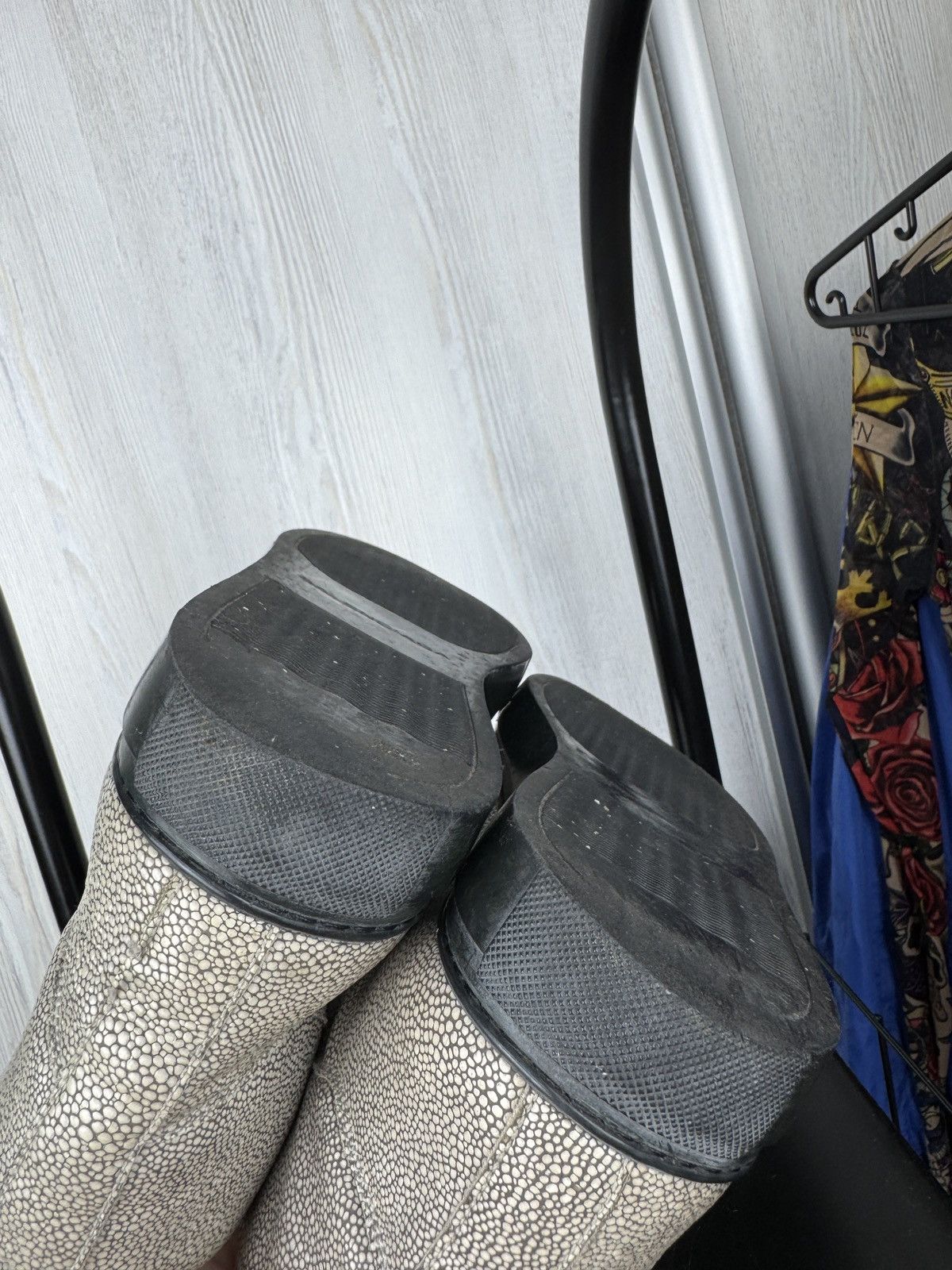 Balenciaga Balenciaga Leather High Arena Stingray Grey Sneakers size 42 Size US 9 / EU 42 - 14 Thumbnail
