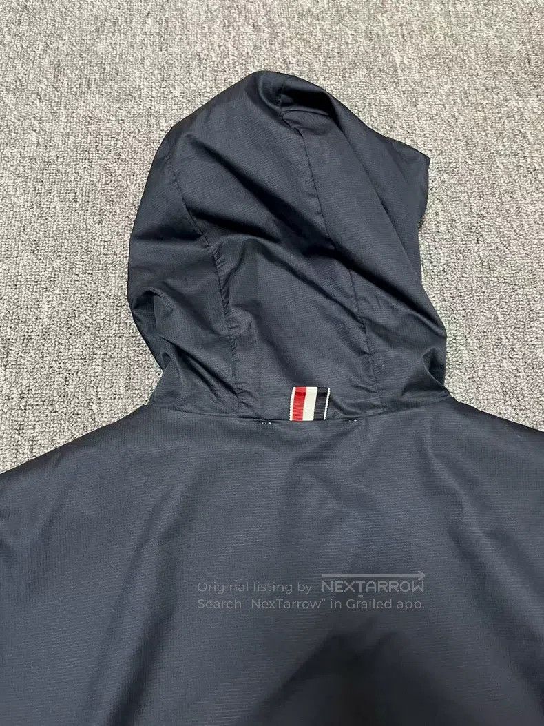 Thom Browne Thom Browne Classic Four-Stripe Zip-Up Hoodie Jacket Size US XL / EU 56 / 4 - 4 Thumbnail