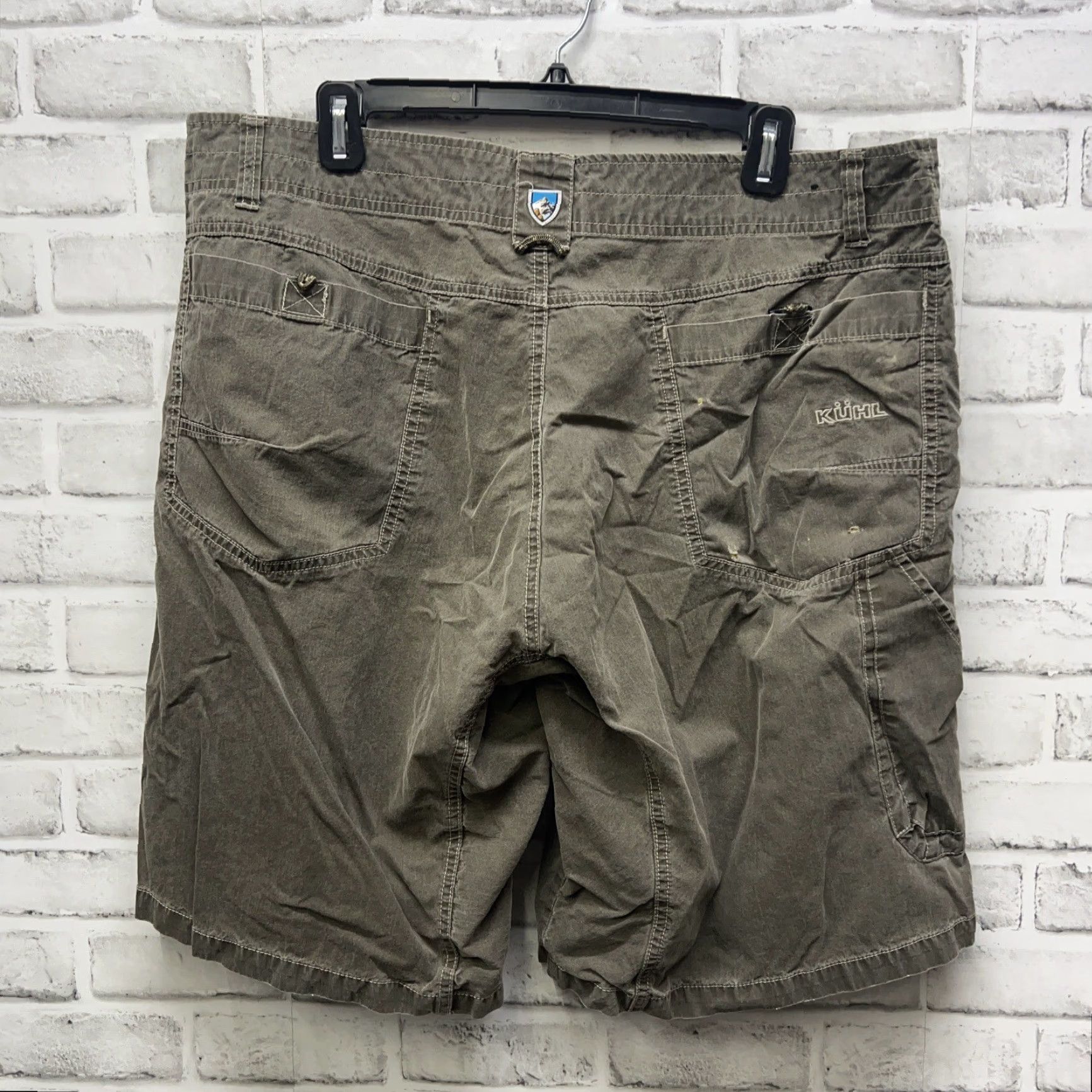 Vintage Kühl Gray Hiking Shorts Mens Size 38 Pants Gray 10 Inseam Chino Regular Men Size US 38 / EU 54 - 4 Thumbnail