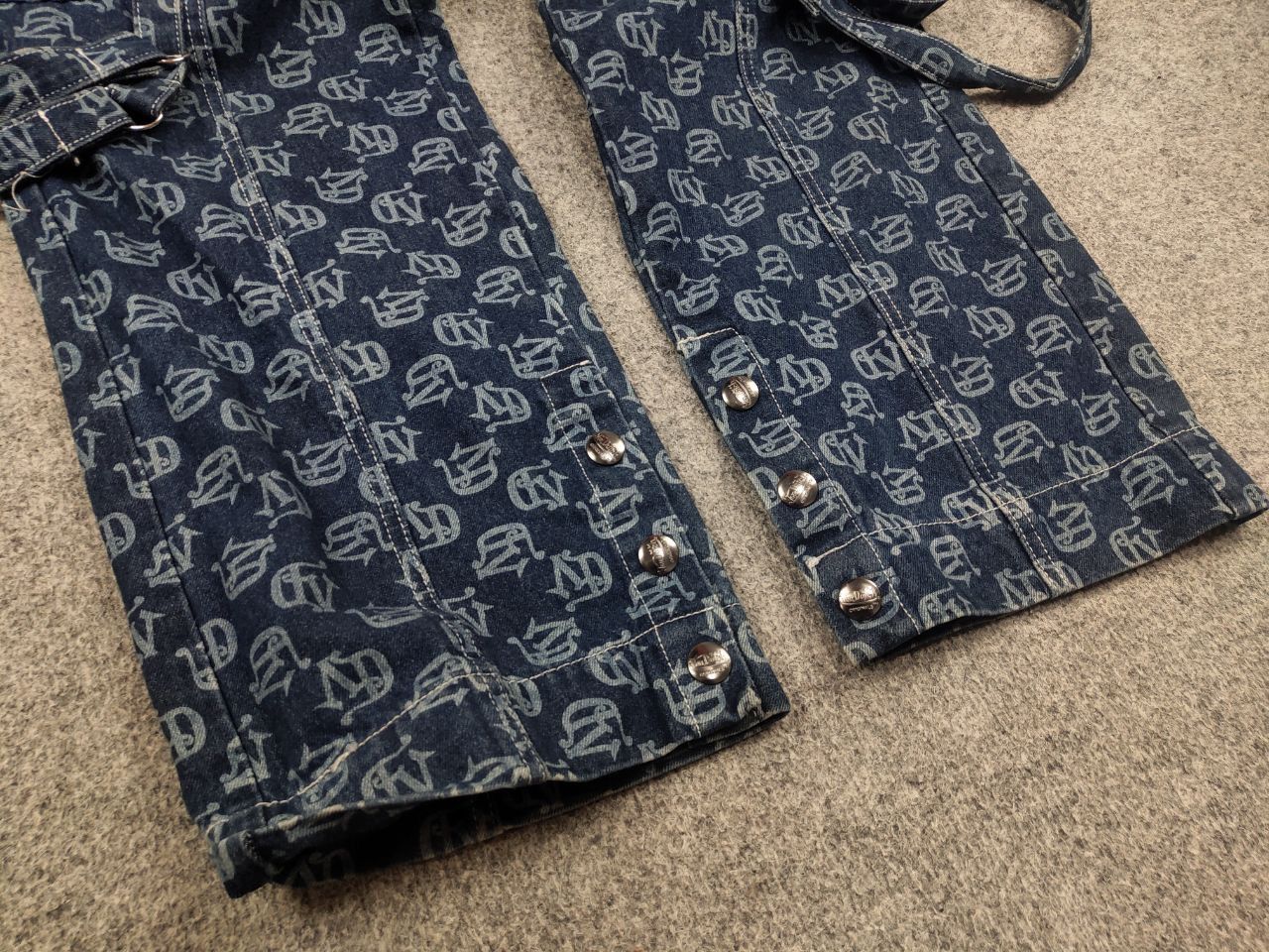 Vintage × Von Dutch Vintage Von Dutch Y2K Print Cargo Baggy Bomdage Jeans Size US 30 / EU 46 - 10 Thumbnail