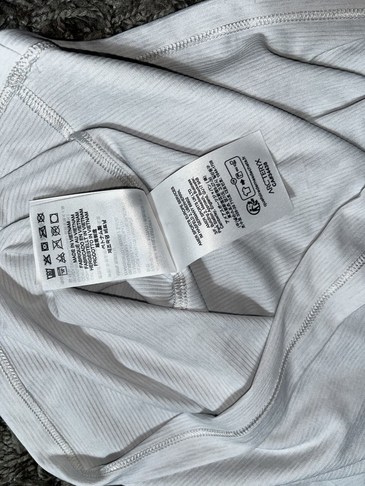 Arc'teryx ARCTERYX CORMAC WMNS HOODIE OUTDOOR WEARING Size L / US 10 / IT 46 - 7 Thumbnail
