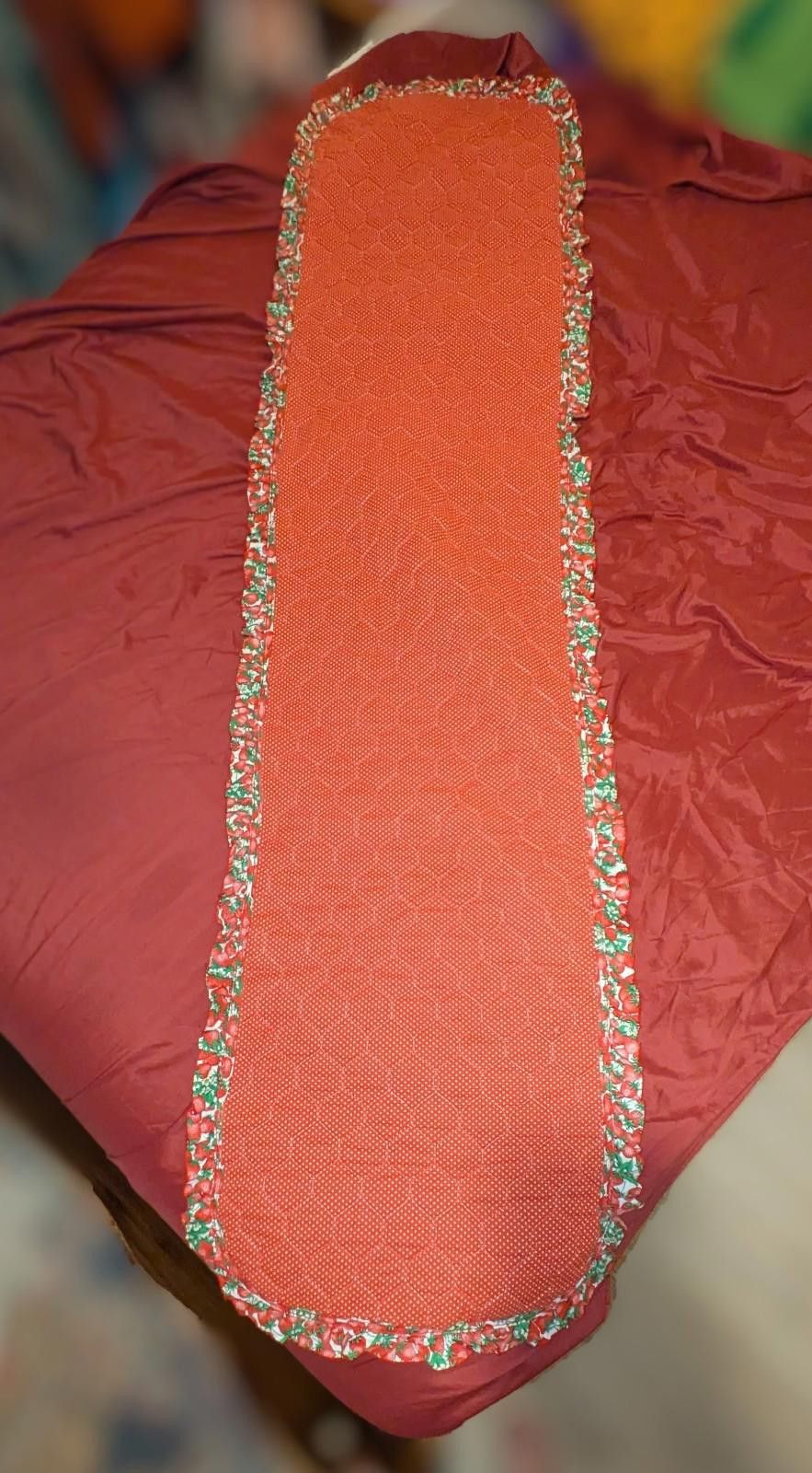 The Unbranded Brand VTG 60s Retro Strawberry Long Table Runner 70 Inches Size ONE SIZE - 2 Thumbnail