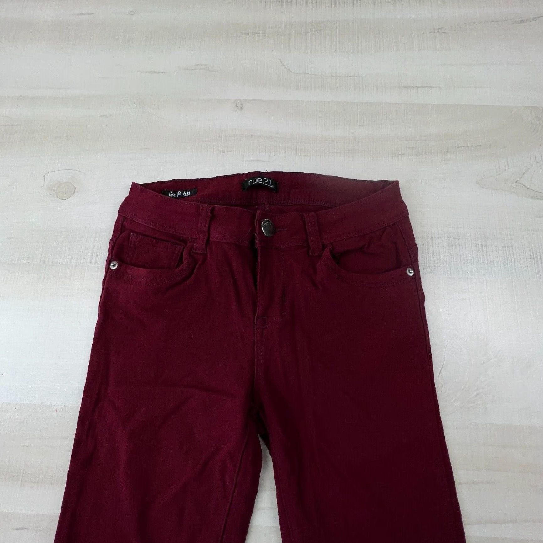 Vintage Womens Rue 21 Skinny Jeans 5 Juniors Burgundy Mid Rise Stretch Size 27" / US 4 / IT 40 - 2 Thumbnail