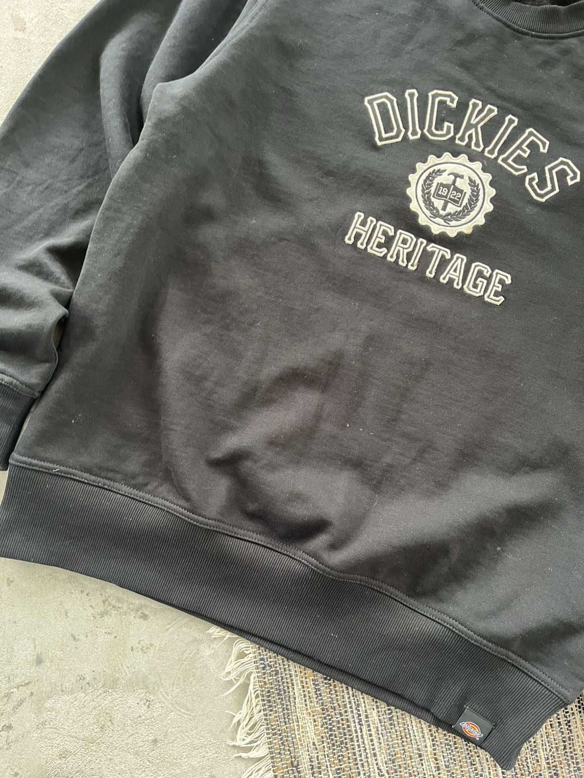 Dickies Vintage Dickies Black Sweatshirt Big logo Sk8 Basic Size US L / EU 52-54 / 3 - 8 Thumbnail