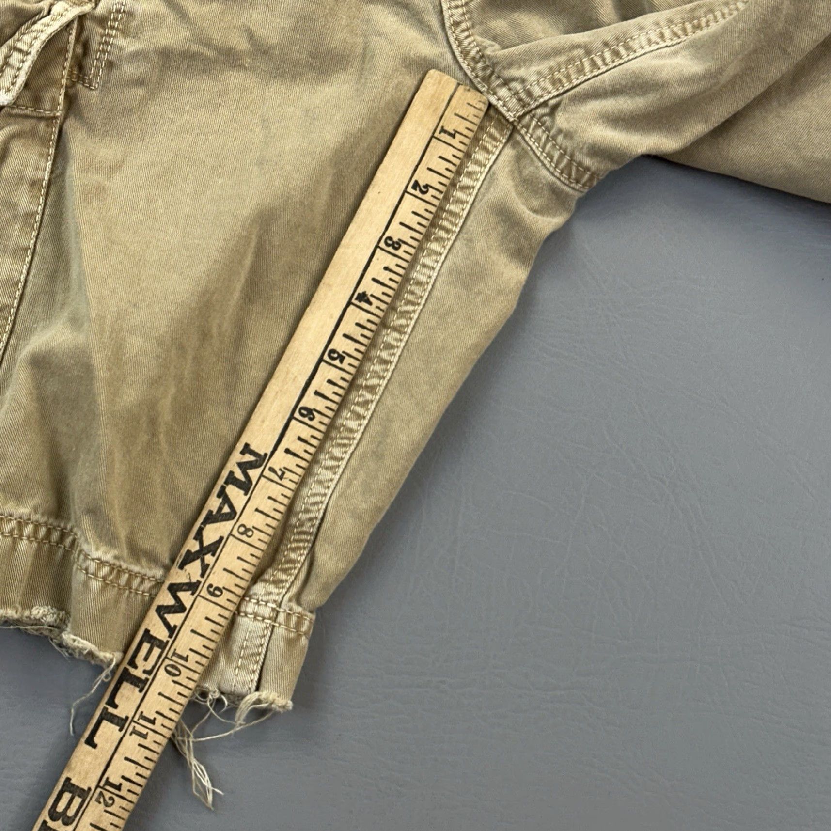 American Eagle Outfitters VINTAGE American Eagle Shorts Mens 28 Canvas Military Utility Cargo Y2K Beige Bagged? (Wait) Size US 28 / EU 44 - 2 Thumbnail