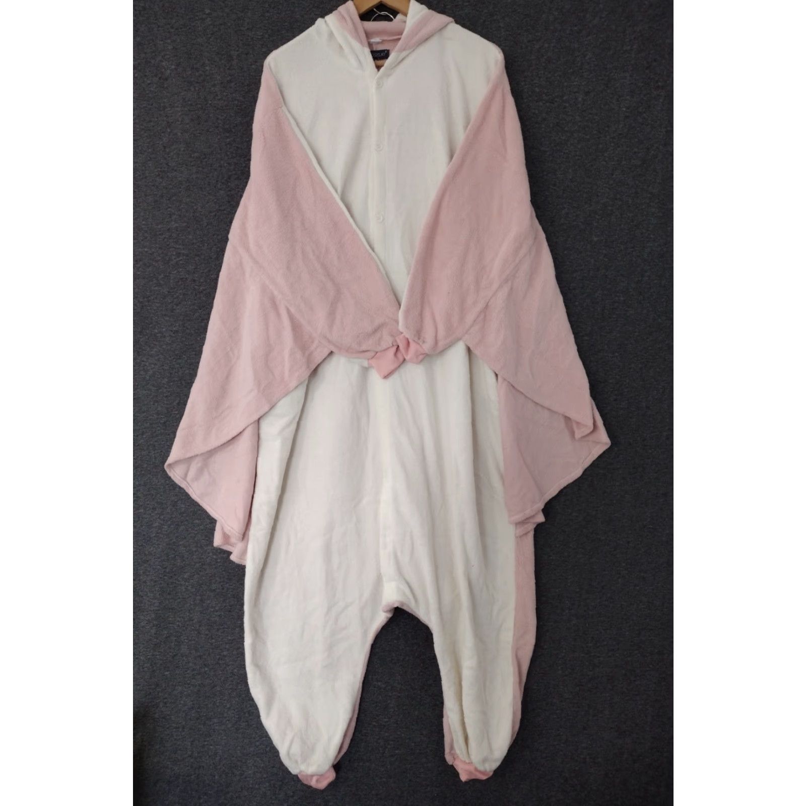 Vintage NEWCOSPLAY Flying Squirrel Pajamas L Halloween Cream Onepiece Pajamas Costume Dress Up Men's Women’s Girls Boys Size ONE SIZE - 2 Thumbnail