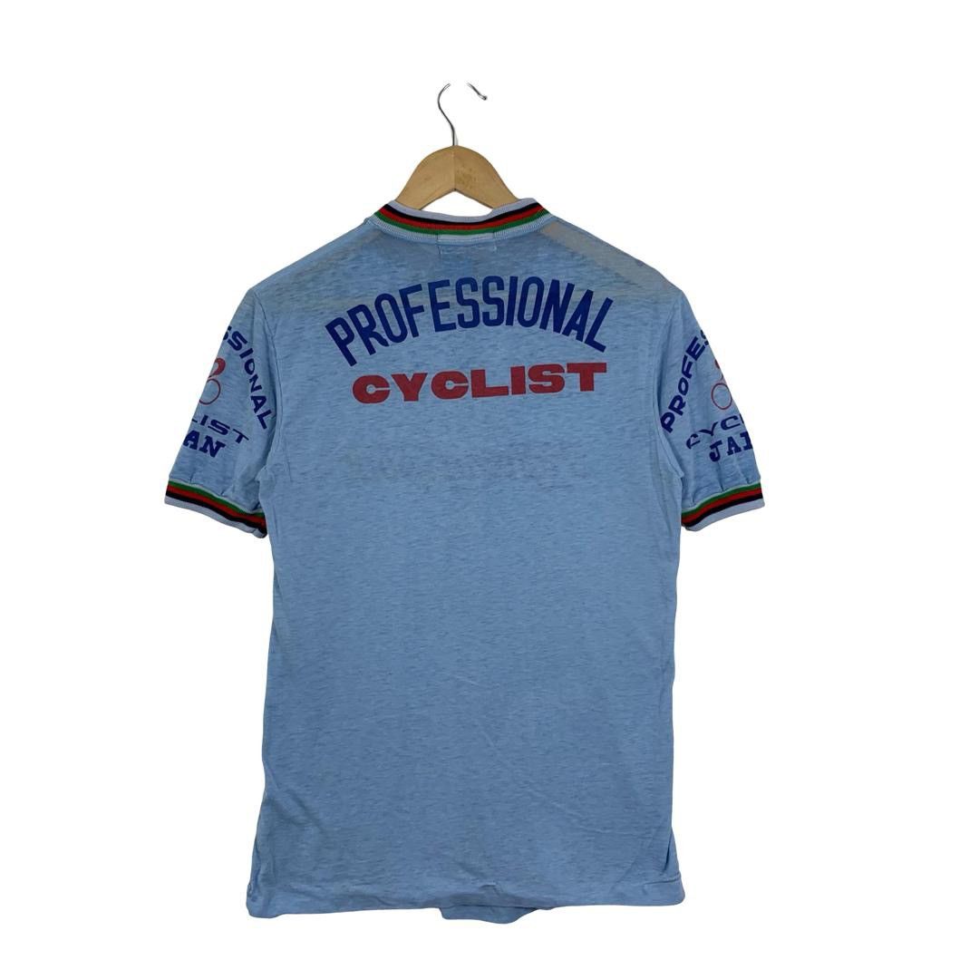 Japanese Brand Vintage PROFESSIONAL CYCLIST JAPAN Cycling Jersey Tshirt Size US S / EU 44-46 / 1 - 2 Thumbnail