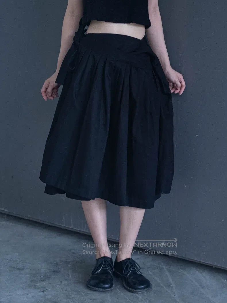 Junya Watanabe Junya Watanabe size XS Black wrap-around half skirt Size 22" - 5 Thumbnail
