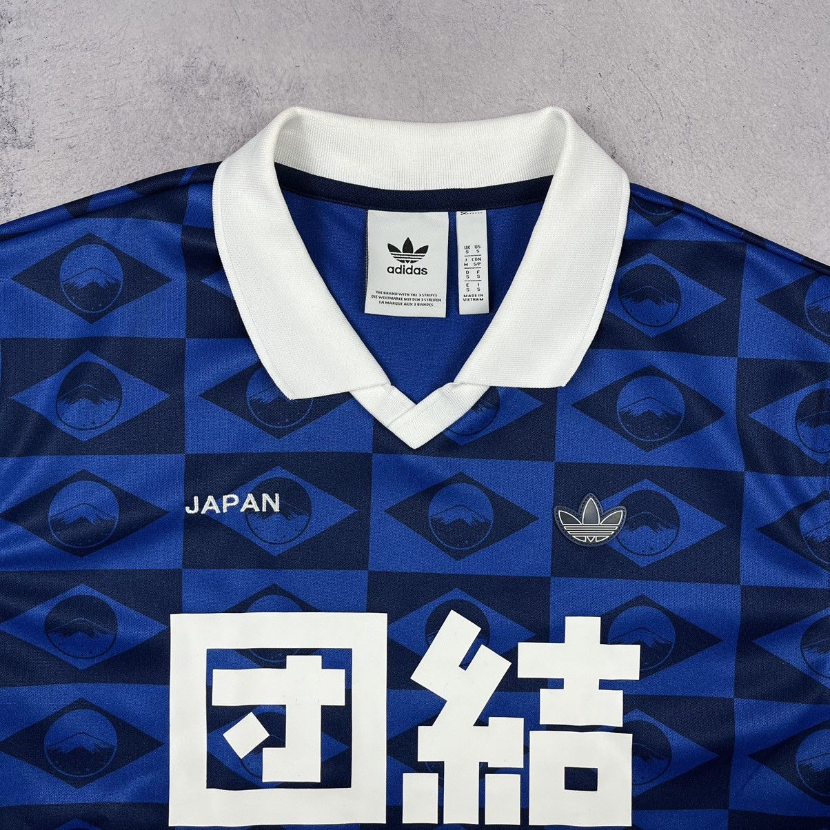 Adidas Adidas Japan big logo y2k soccer jersey 20/21 Size US S / EU 44-46 / 1 - 3 Thumbnail