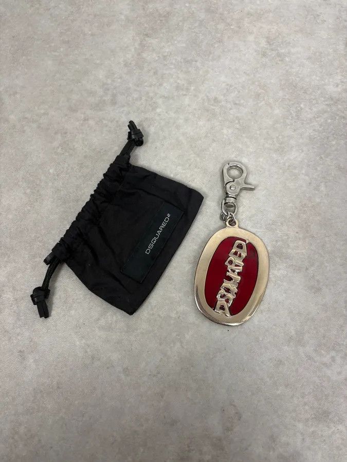 Dsquared2 2000s Dsquared2 Red & Grey Propaganda Charm Logo Keychain Size ONE SIZE - 2 Thumbnail